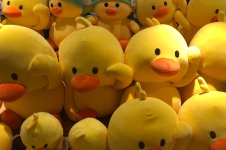 溢价数十倍！“肯德基可达鸭”成电商圈新晋爆款？ - 移动互联网出海,出海服务,海外的行业服务平台 - Enjoy出海