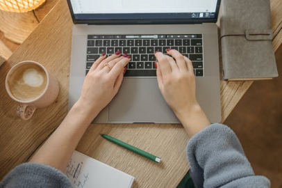 出海月销百万美金，小众宠物品牌做出大爆单品 - 移动互联网出海,出海服务,海外的行业服务平台 - Enjoy出海