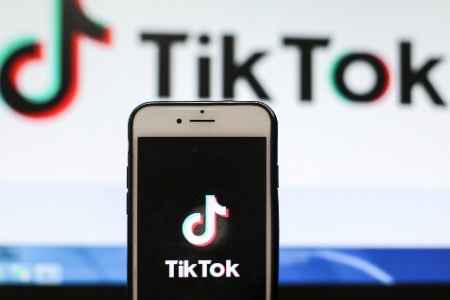 TikTok 封店背后的阳谋和青春期迷茫 - 移动互联网出海,出海服务,海外的行业服务平台 - Enjoy出海